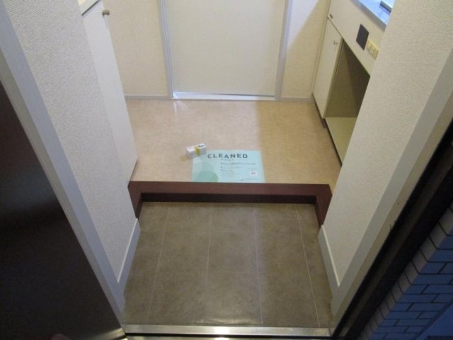 ハイホーム市ヶ谷 玄関