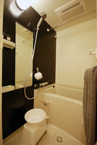 プレミアムキューブ関内204号室 お風呂