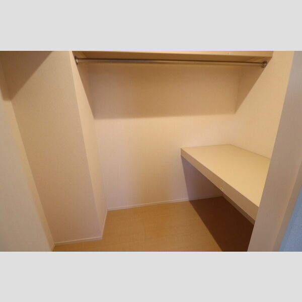 グラウクス　C101号室 ウォークインクローゼット