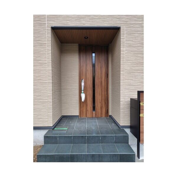 調布市飛田給2丁目戸建　A棟 玄関