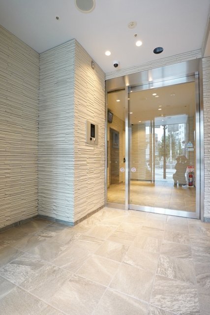 ＤｅＬＣＣＳ白山5階 エントランス