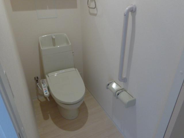 ぺんぎん シャワー付トイレ