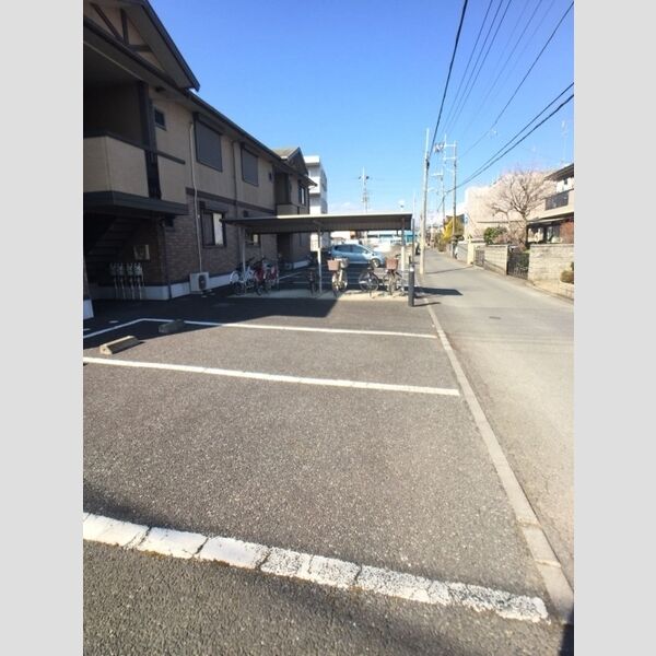エスポワールイノウエⅡ105号室 駐車場