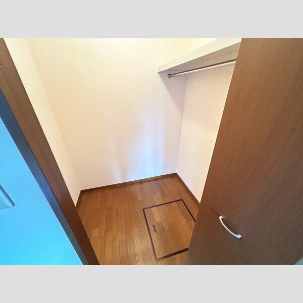 ボヌール ウォークインクローゼット