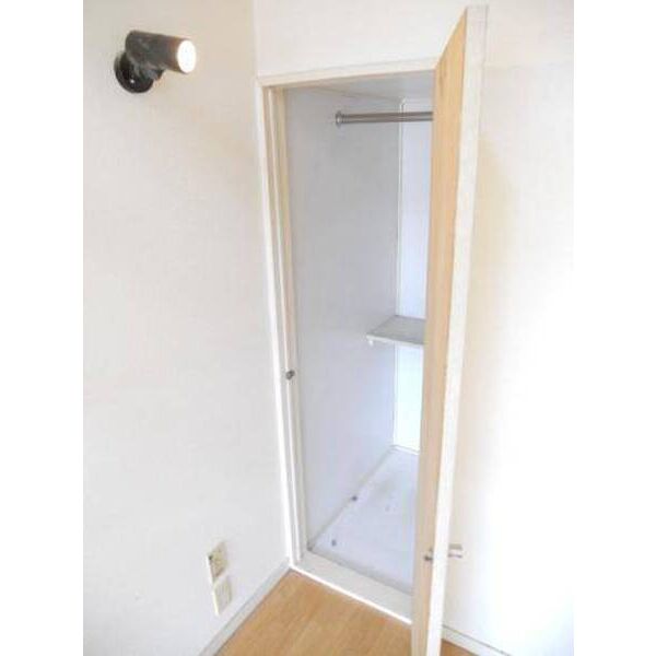 ゼフィランサス五香 収納