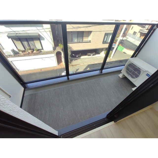 プレール・ドゥーク中野富士見町Ⅱ103号室 3階分バルコニー