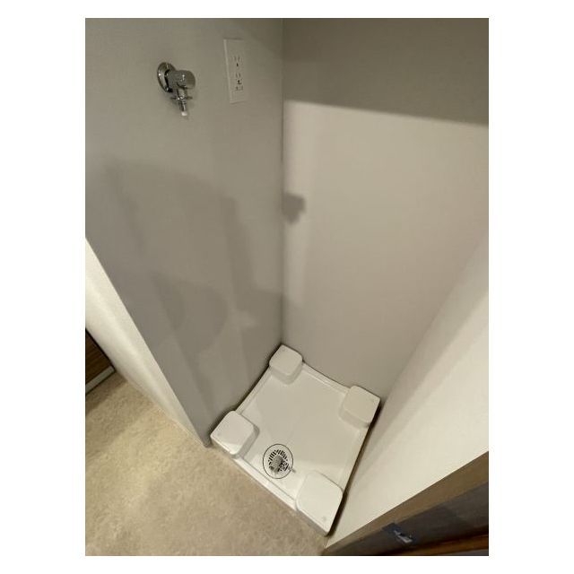 AIFLAT文京本駒込0907号室 洗濯機用防水パン