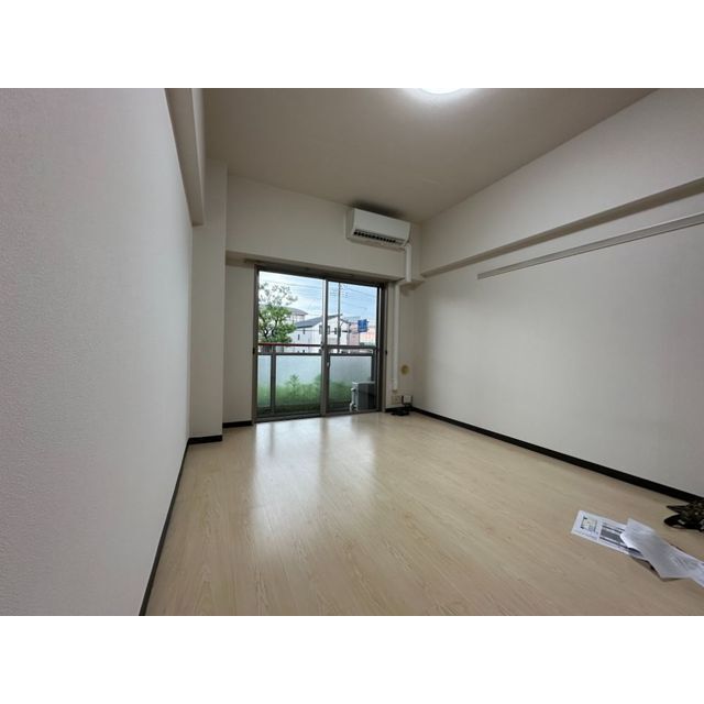 104号室