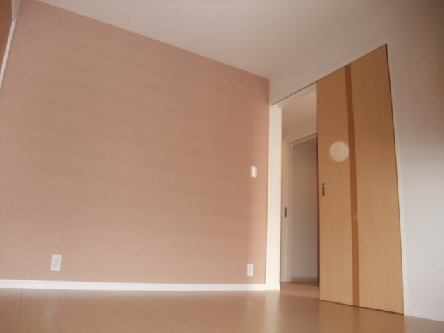 プティ・モンド 洋室