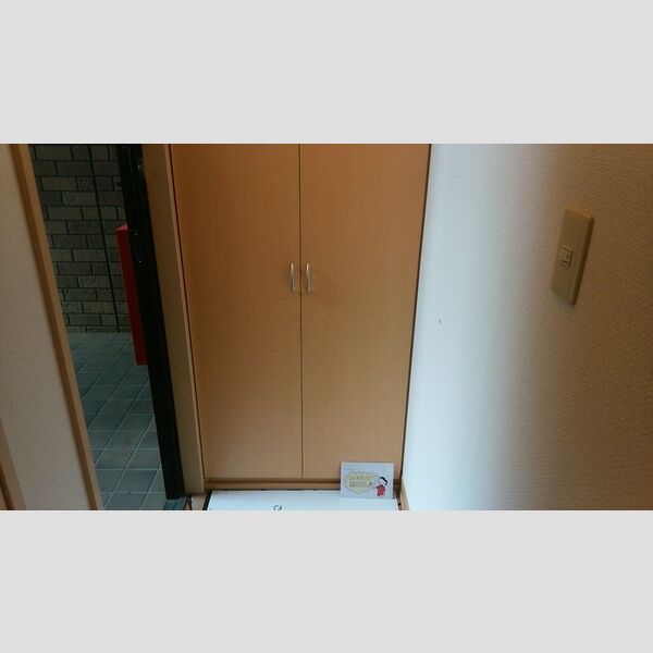 ロイヤルガーデン KIRINOKI 玄関