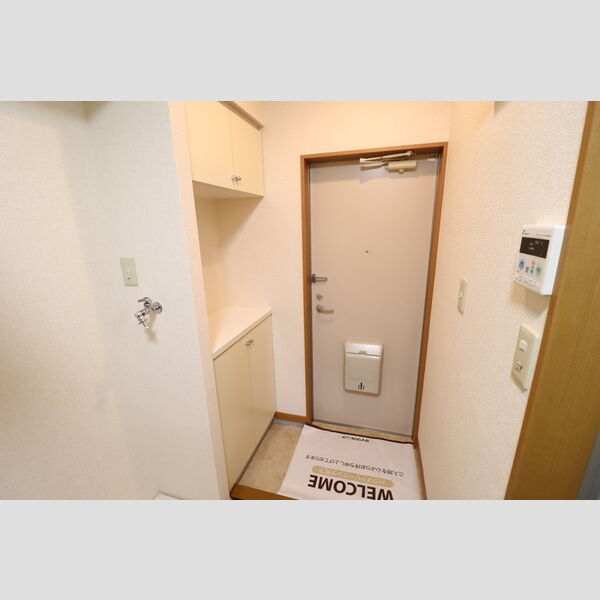 第Ⅱメゾン谷端202号室 玄関