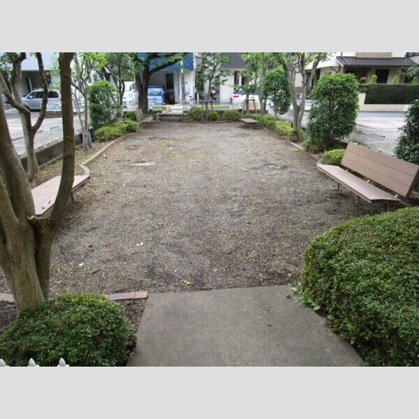 ビラ・ジュニペラス　C棟 遊園スペース