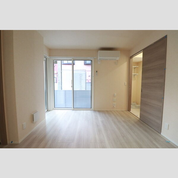 シェーンブルーメ横浜 リビング