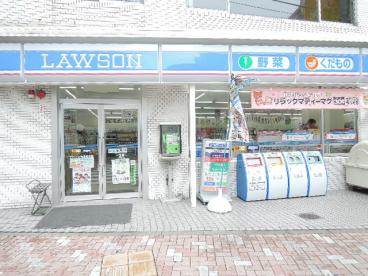 ケイフラット根岸3階 ローソン台東根岸店