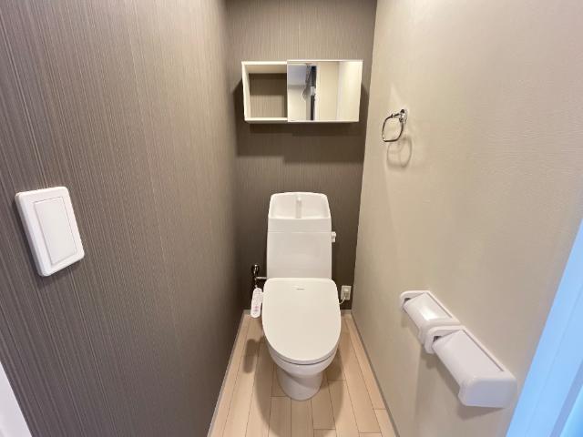 Ｇｌａｎｚ　-グランツ-105号室 シャワー付トイレ