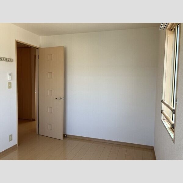 フレスカ202号室 洋室②(別角度)