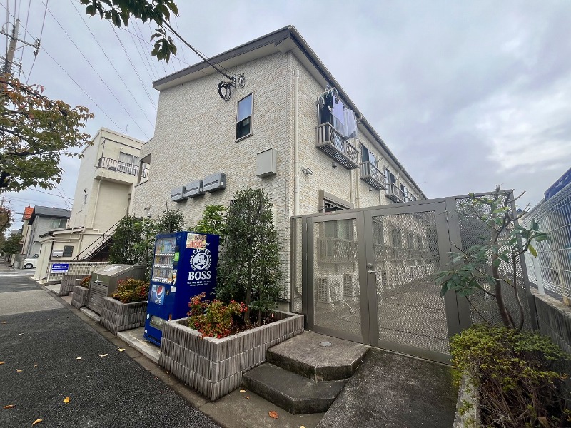 クリスタル竹の塚2階 外観