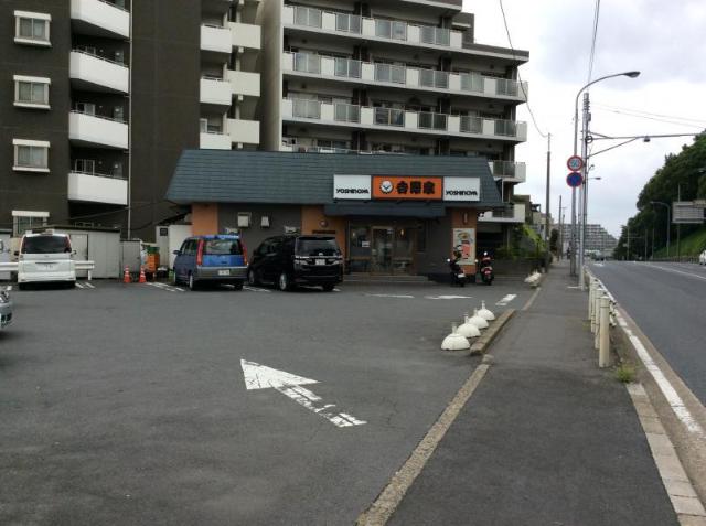 グランチェスタ千香Ａ棟 吉野家北小金店まで605ｍ