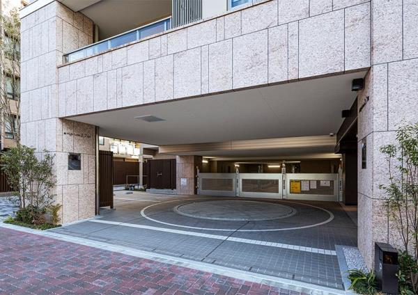 Ｂｒｉｌｌｉａ三鷹下連雀 駐車場