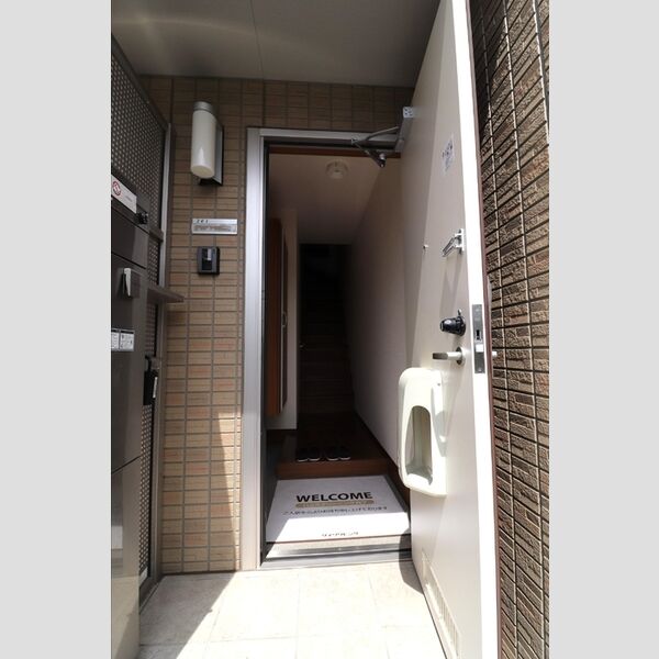 ウエストハイム　Ⅳ201号室 玄関