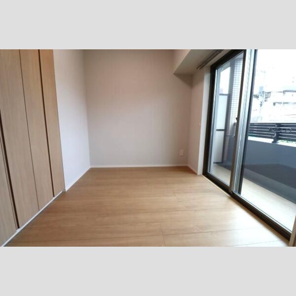 サンジョイアゼロ201号室 洋室5、1帖