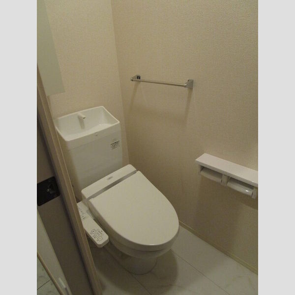 クイーンズ武蔵小杉　EAST103号室 同建物別部屋の参考画像