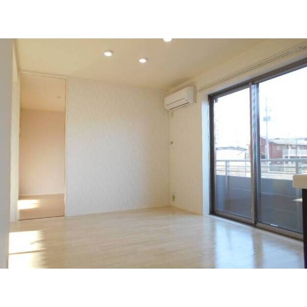 ウイングガーデンB棟 リビング