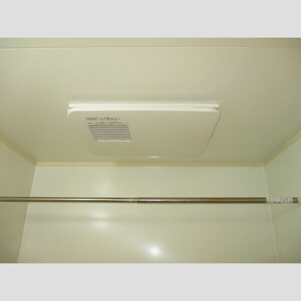 ラプランタン　B103号室 浴室換気乾燥機