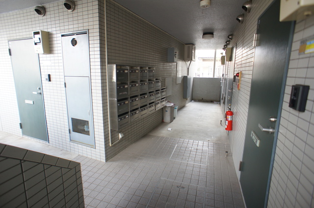 第５藤ビル0105号室 ロビー