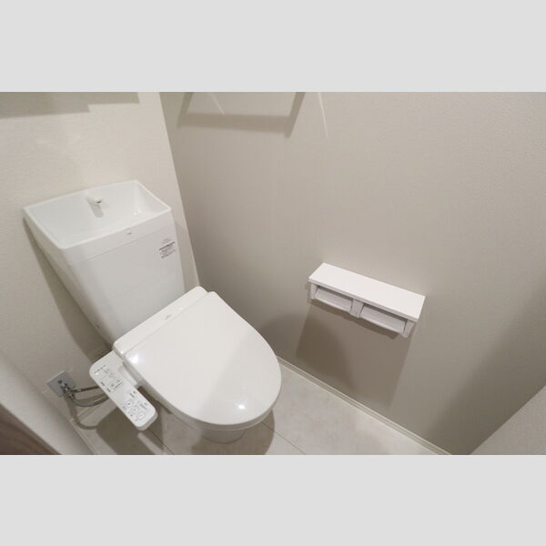 D-sereno緑町203号室 温水洗浄暖房便座