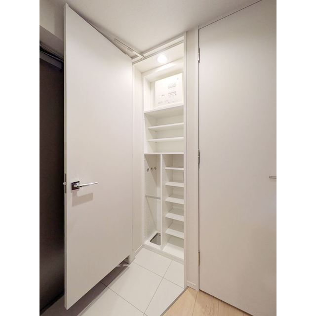 ACP Residence 錦糸町0504号室 靴箱