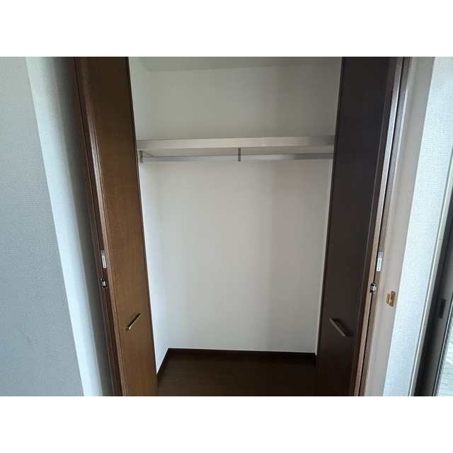 アンジュエールB202号室 内観