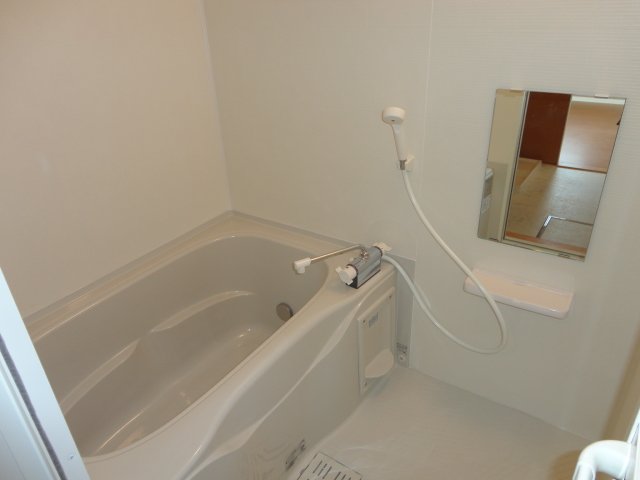 メゾン　グレイス103号室 バス