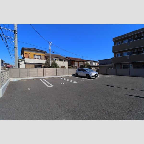 レジェンドパレス櫛引 駐車場