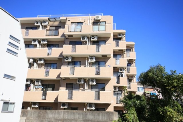 ダイホープラザ千歳烏山A棟の外観画像