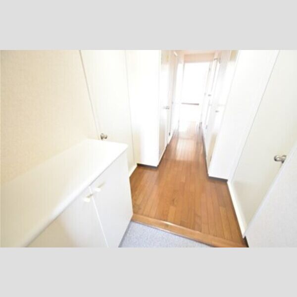 Bellevue参番館 玄関