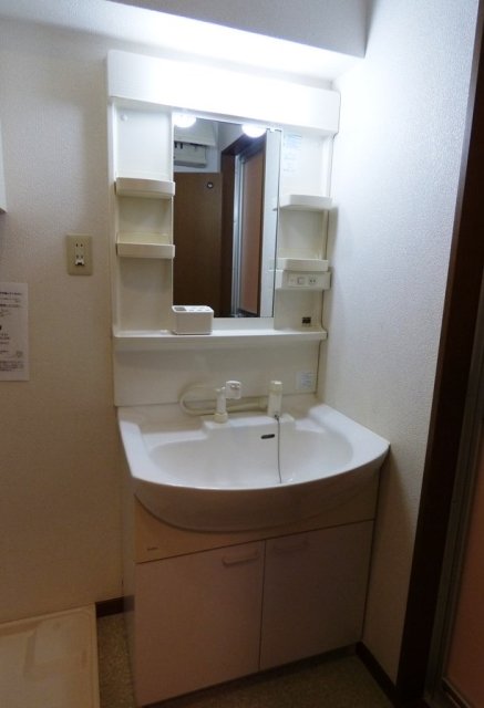 オードシュール7階 洗面