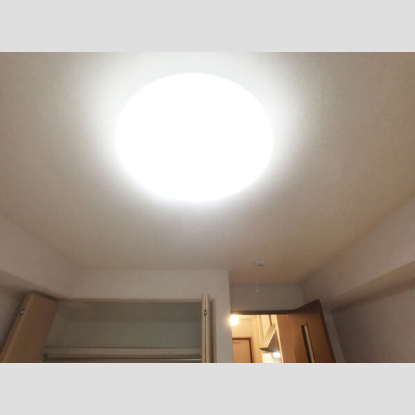 グランディール206号室 照明付