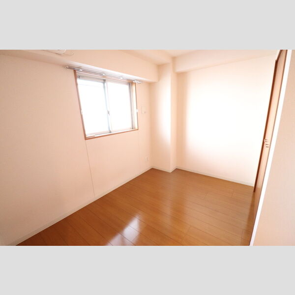 アレグリア柏屋201号室 洋室