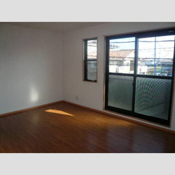 セレニティーホームズ　A 洋室