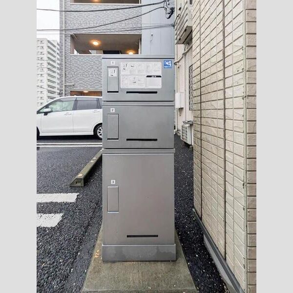 Sweet Home Land三郷　(住居部分) 宅配ボックス