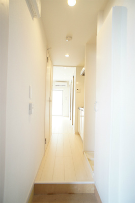 リブリ・ジュネス聖3階 部屋その他