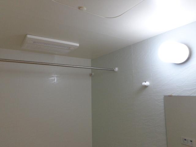 コモド　レジデンス00301号室 浴室乾燥機