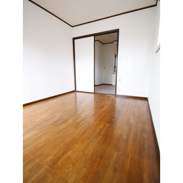 フラワーハイツ 内観