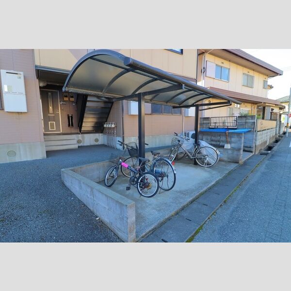 ドミールアルテミス 駐輪場