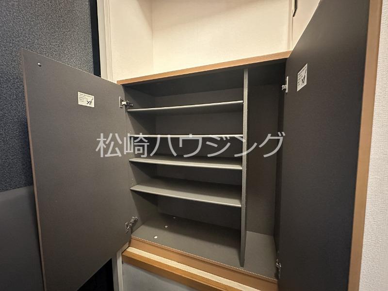 クレール鷺宮 玄関