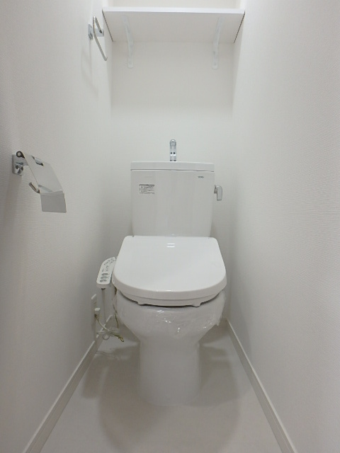 ライオンズマンション西が丘南 トイレ