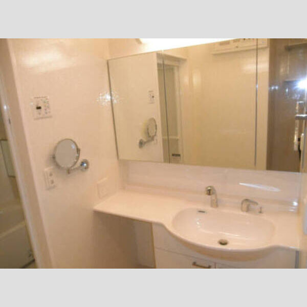 なでしこハイツ 洗髪洗面化粧台