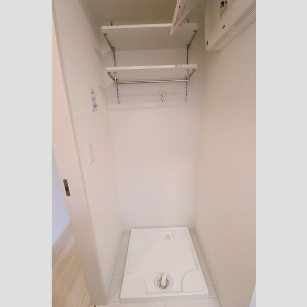 Casa Hermosa208号室 洗濯機置場