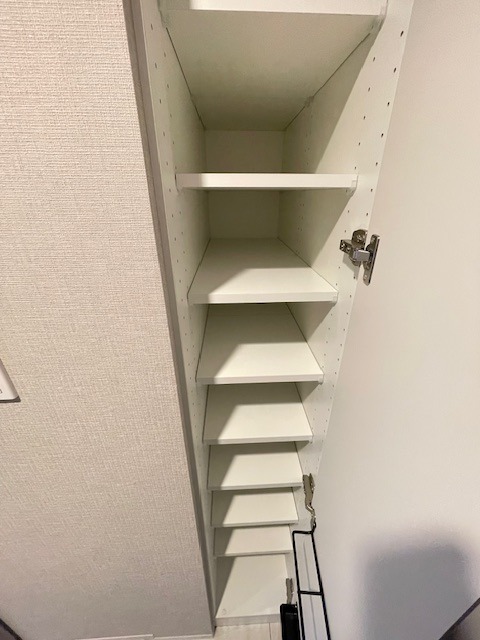 ドゥーエ二子新地3階 収納